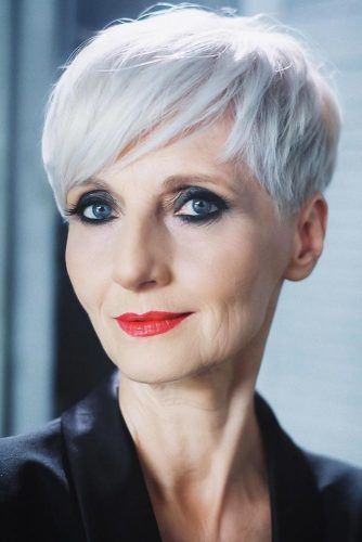 50 Short Haircuts For Older Women That Flatter Everyone