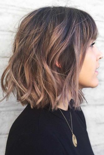 shoulder length wavy bob with fringe