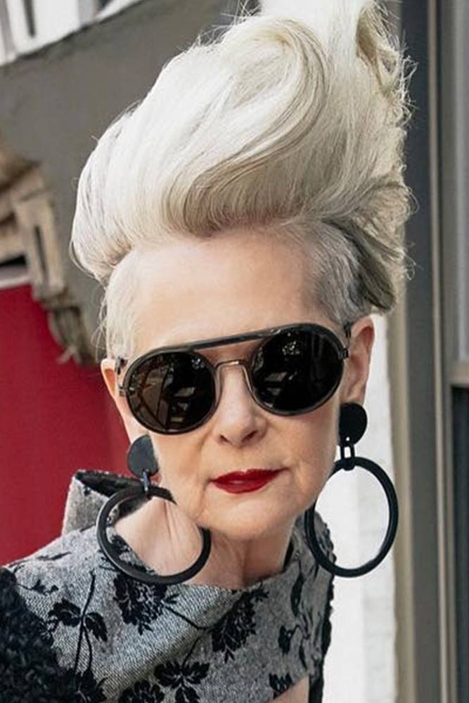 85 Incredibly Beautiful Short Haircuts For Women Over 60