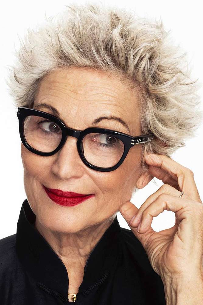 Short Hairstyles For Over 60 With Glasses