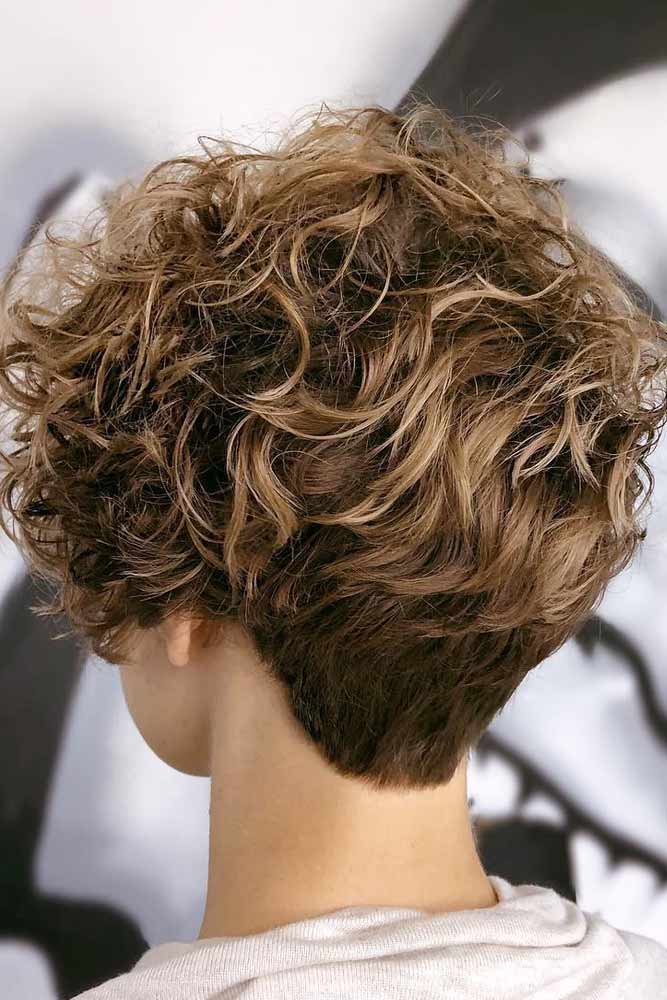 29 Cute And Flattering Curly Pixie Cut Ideas | LoveHairStyles.com