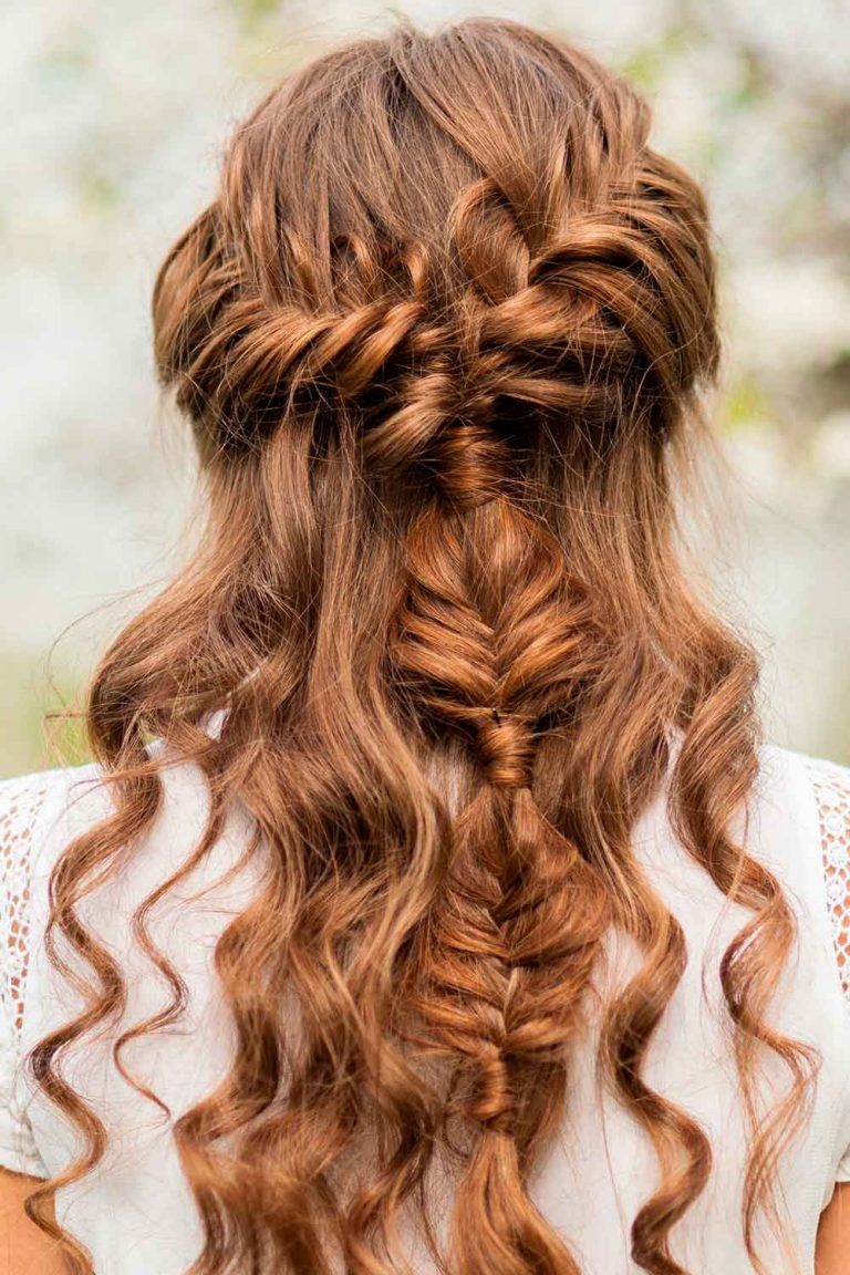 15 Fabulous Halo Braid Ideas To Opt For