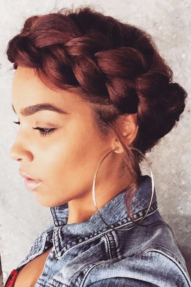 28 Fabulous Halo Braid Ideas To Opt For