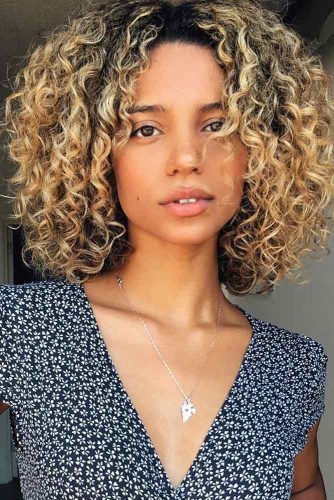 45 Fancy Ideas To Style Short Curly Hair Lovehairstyles Com