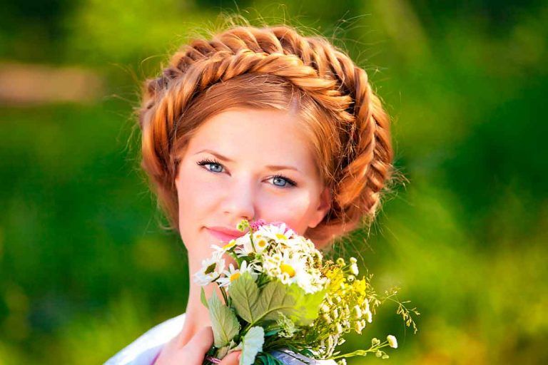  15 Fabulous Halo Braid Ideas To Opt For