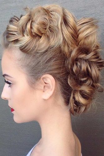 21 Exquisite Updos For Long Hair To Admire Lovehairstyles