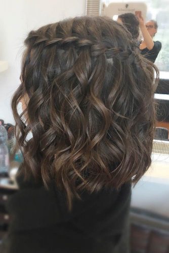 33 Romantic Looks With A Waterfall Braid Lovehairstyles Com