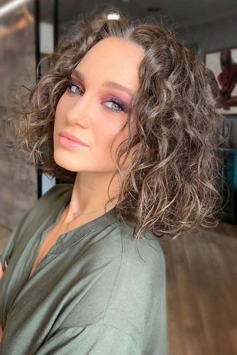 Natural Ash Brown Looks Curls #ashbrownhair