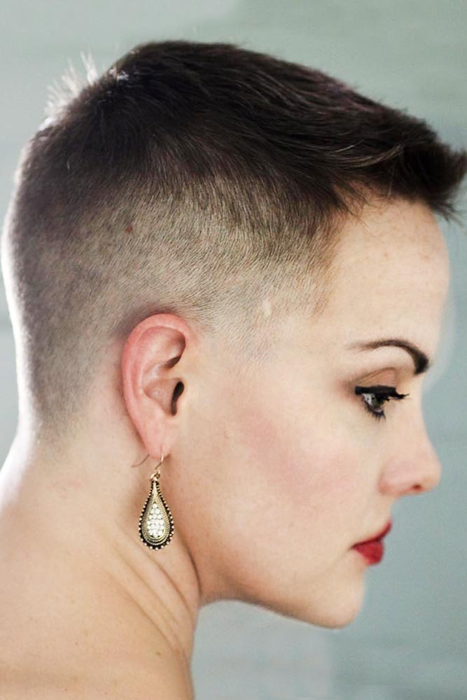 Taper Haircut Women Buzz Fade 