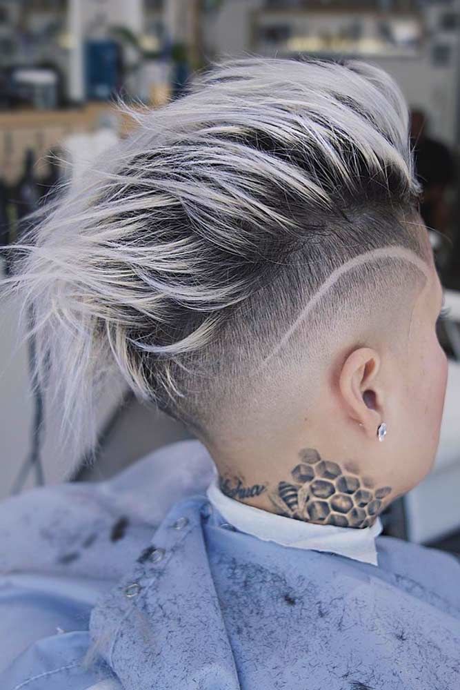 Flipped Taper Fade Haircut Blonde #taperhaircutwomen