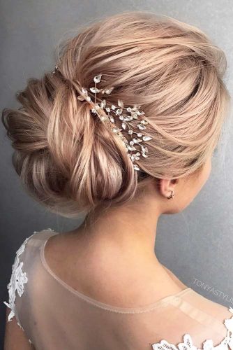 32 Chignon Hairstyles For A Fancy Look