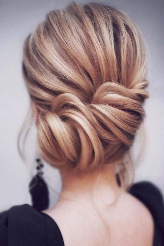 Easy Chignon Bun picture2