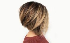 One Inverted Bob, Several Ways: Make The Most Of Your Cut