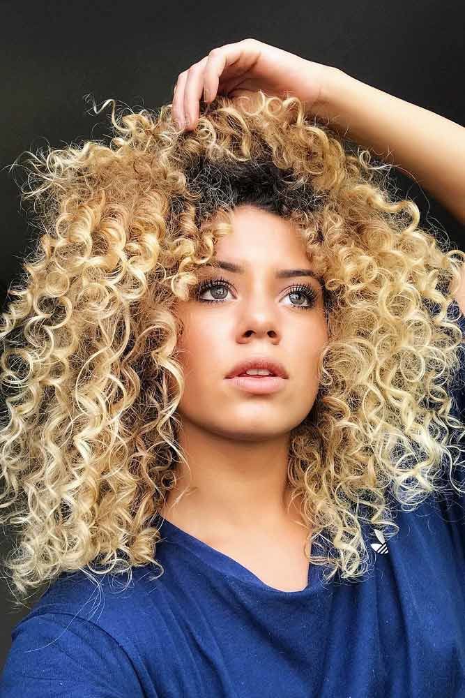 Cute Curly Hairstyles Layered #wavyhair #wavyhairstyles #wavyhaircuts