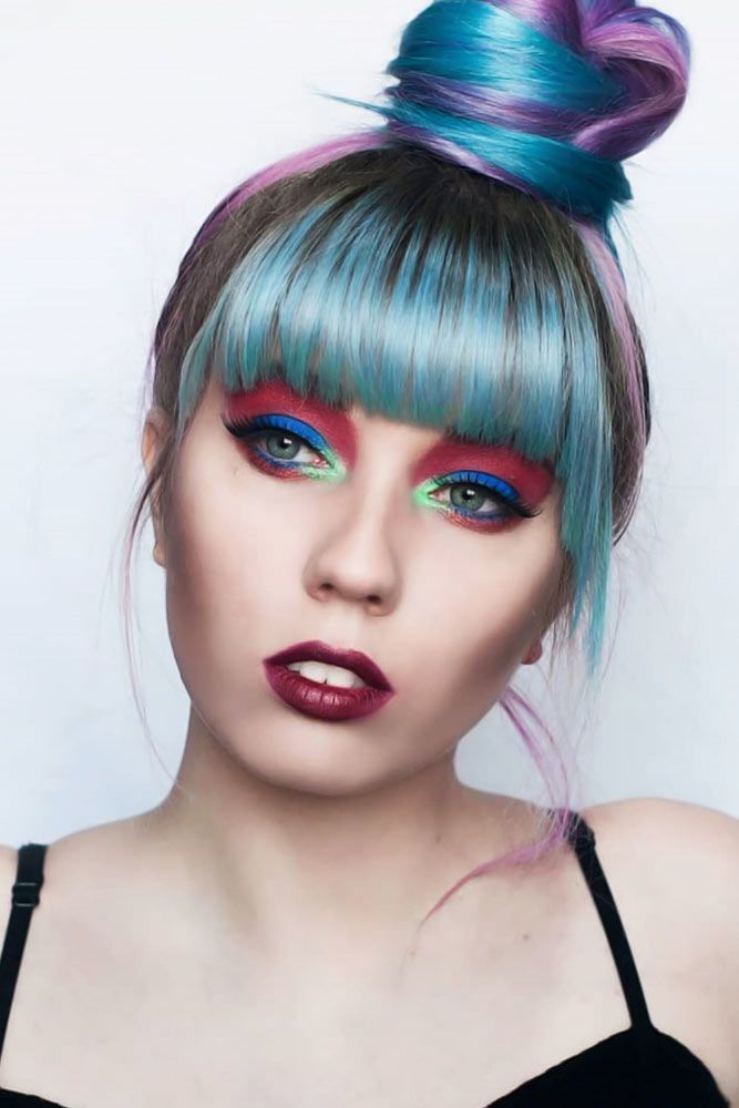 Buns & Ponytails Emo Hairstyles For Girls Blue #emohair #emohairstyles