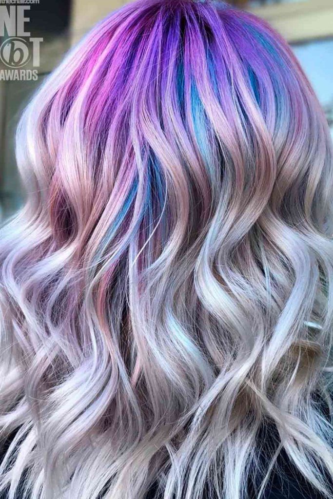 Pale colors For Mermaid Hair With Highlights