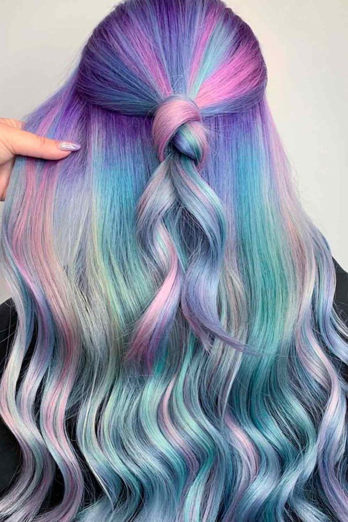 15 Bold And Trendy Mermaid Hair Ideas 