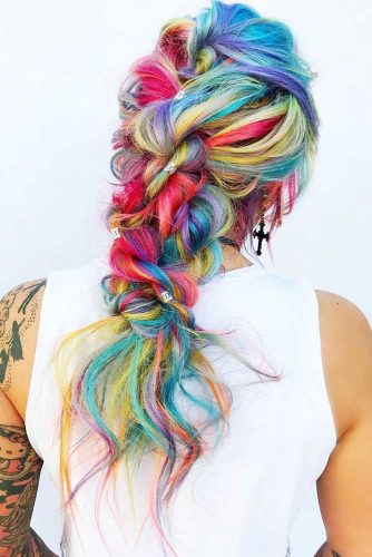 Bright Colorful Hairstyles Fauxhawk #fauxhawk #redhair #bluehair #greenhair
