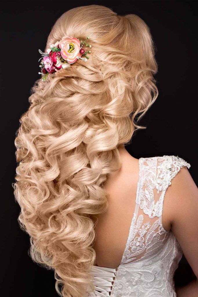 Mind-Blowing Half Up Half Down Bridal Hairstyles