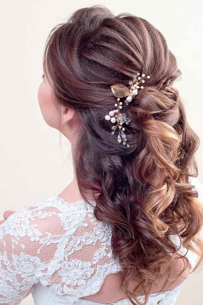 Mind-Blowing Half Up Half Down Bridal Hair For Brunettes