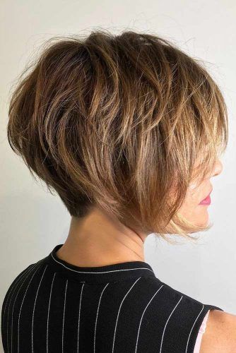 Layered Side Swept Pixie Bob #pixiebob #haircuts #hairstyles