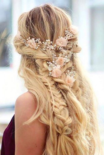 Gorgeous Wedding Hairstyles With Accessories picture 5
