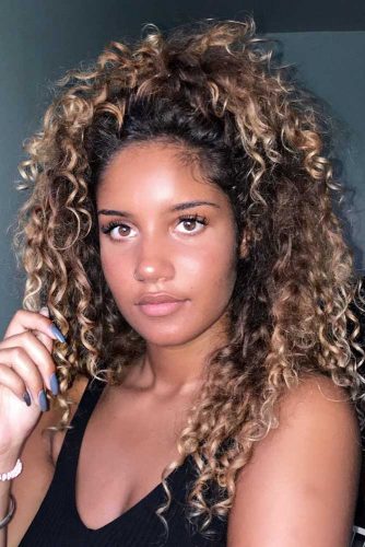Layered Half Up Long Hairstyles #longcurlyhair #curlyhairstyles #hairtype #hairstyles #longhair