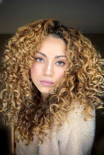 Caramel Middle Parted Long Curly Hair #longcurlyhair #curlyhairstyles #hairtype #hairstyles #longhair