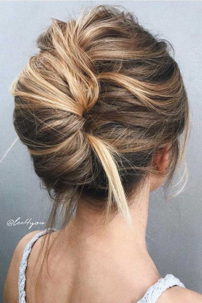 Elegant French Twist for Wedding #frenchtwist #updo