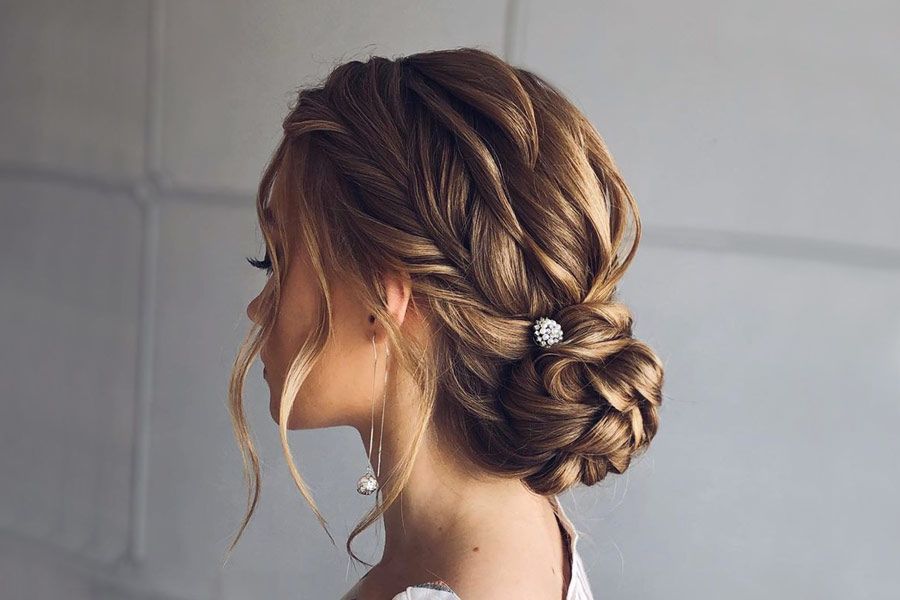 33 Classy And Elegant Wedding Hairstyles I Take You  Wedding Readings   Wedding Ideas  Wedding Dresses  Wedding Theme