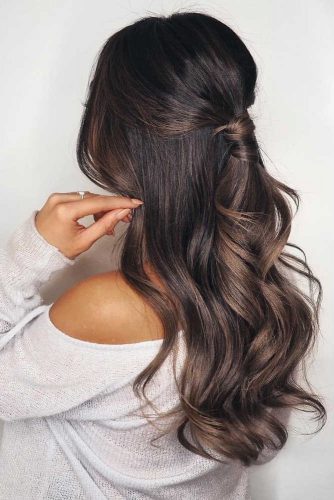 Graduation Hairstyles To Make Your Cap Fit Like A Glove