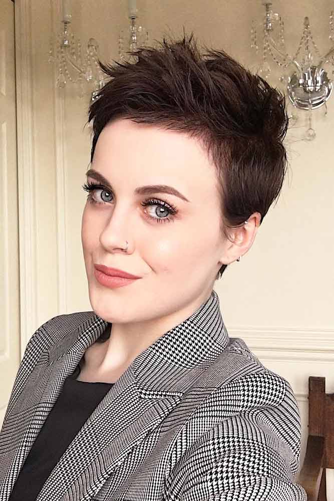 25 Trendy Short Pixie Hairstyles To Rock 