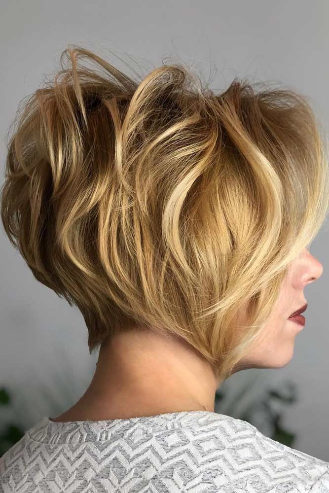 25 Handy Styling Ways For Short Wavy Hair To Make Everyone Envy