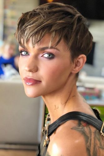 short hairstyles for diamond face