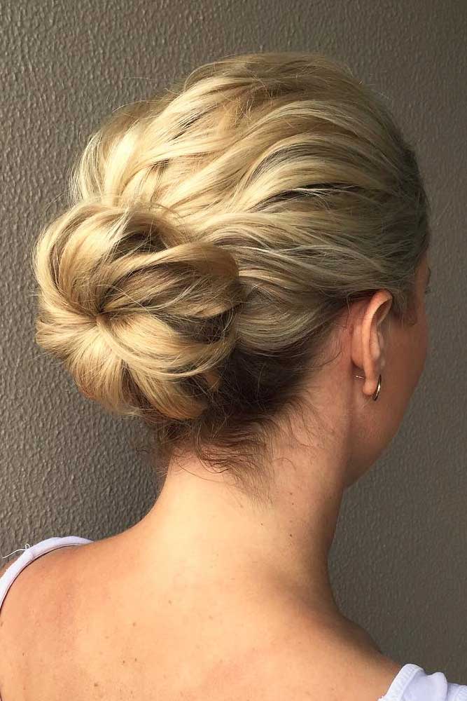 30 Easy And Fancy Ideas Of Wearing Hair Bun For Short Hair