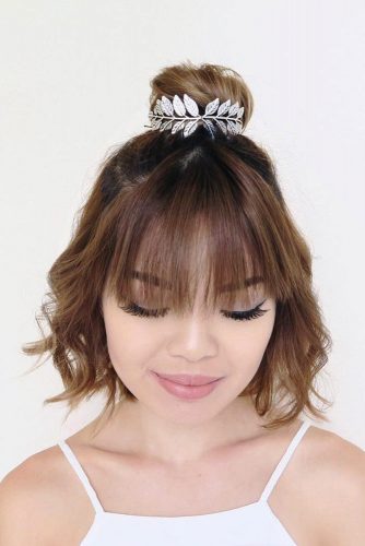 24 Easy And Fancy Ideas Of Wearing Hair Bun For Short Hair