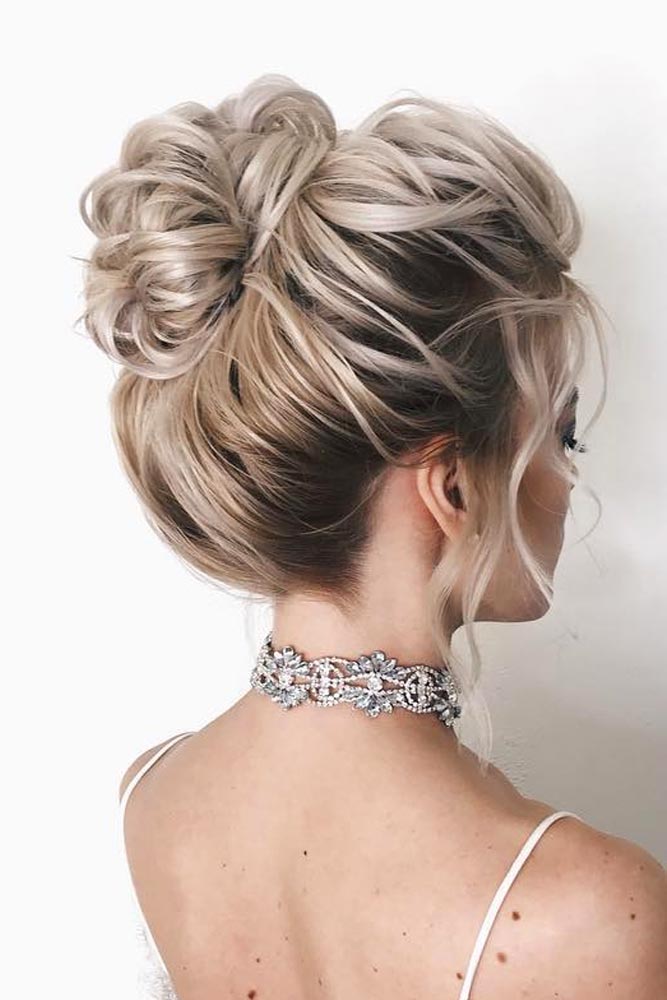 30 Easy And Fancy Ideas Of Wearing Hair Bun For Short Hair