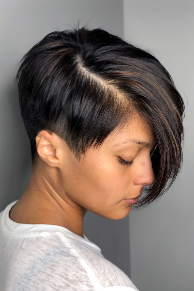 Asymmetrical Pixie With Undercut #shorthairstyles #shorthair #hairstyles #pixiehaircut #undercut