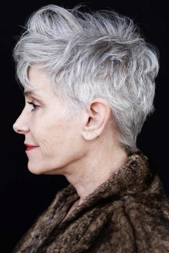 31 Pixie Haircuts For Women Over 50 To Enjoy Your Age