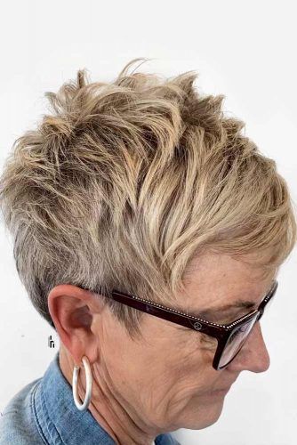 31 Pixie Haircuts For Women Over 50 To Enjoy Your Age