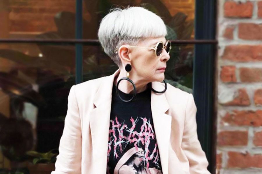 35 Youthful Ideas Of Wearing Bang Hairstyles For Older Women