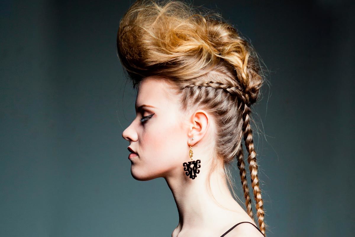 Braided Mohawk: Women Give A New Definition Of The Punky Trend