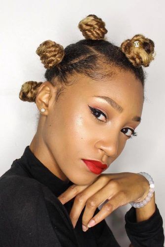 Accentuating Bantu Knots With Ombre Ends #bantuknots #hairtype #naturalhair #hairstyles