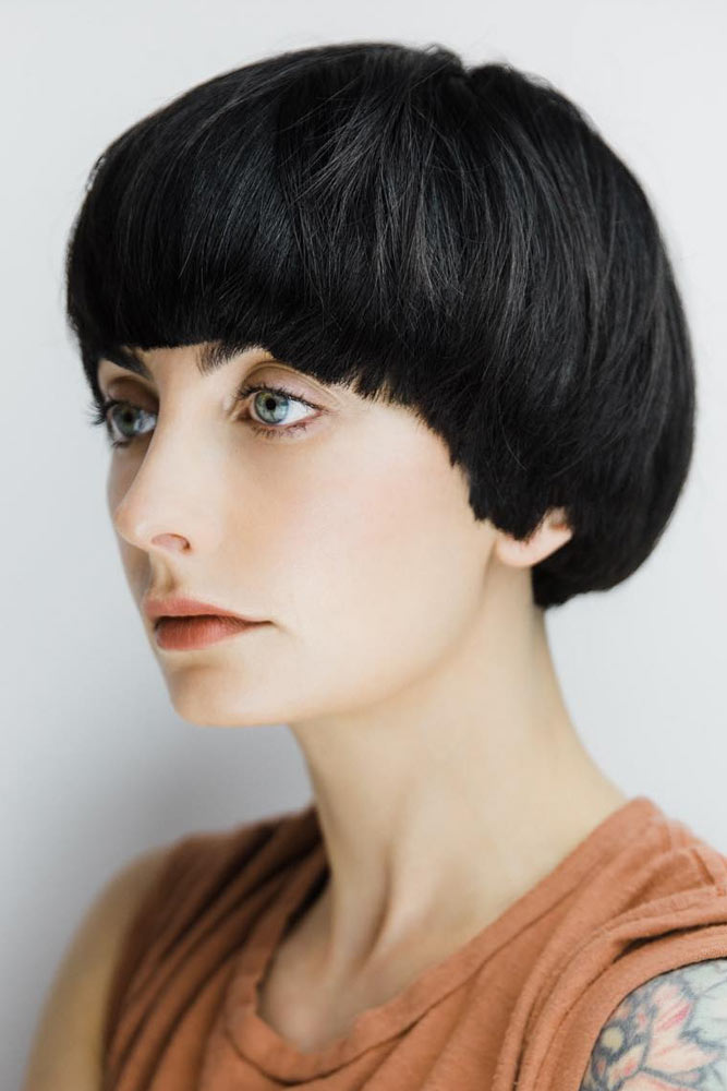 Simple And Lovely Retro Pageboy #pageboyhaircut #shorthaircut #haircuts #bangs #straighthair