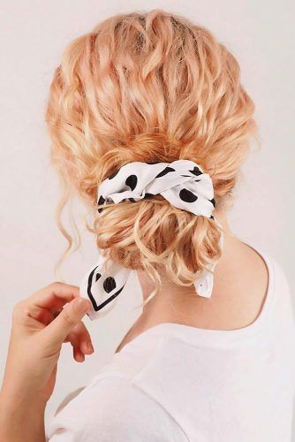 Messy Low Bun #crimpedhair