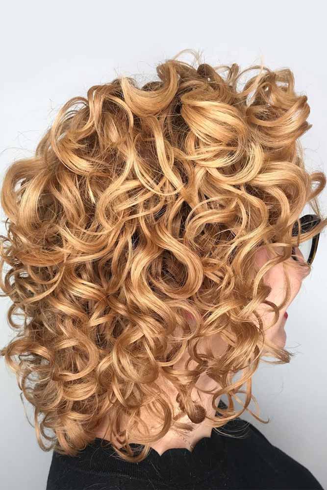 Golden Shag #curlybob #haircuts #bobhaircuts #longbob