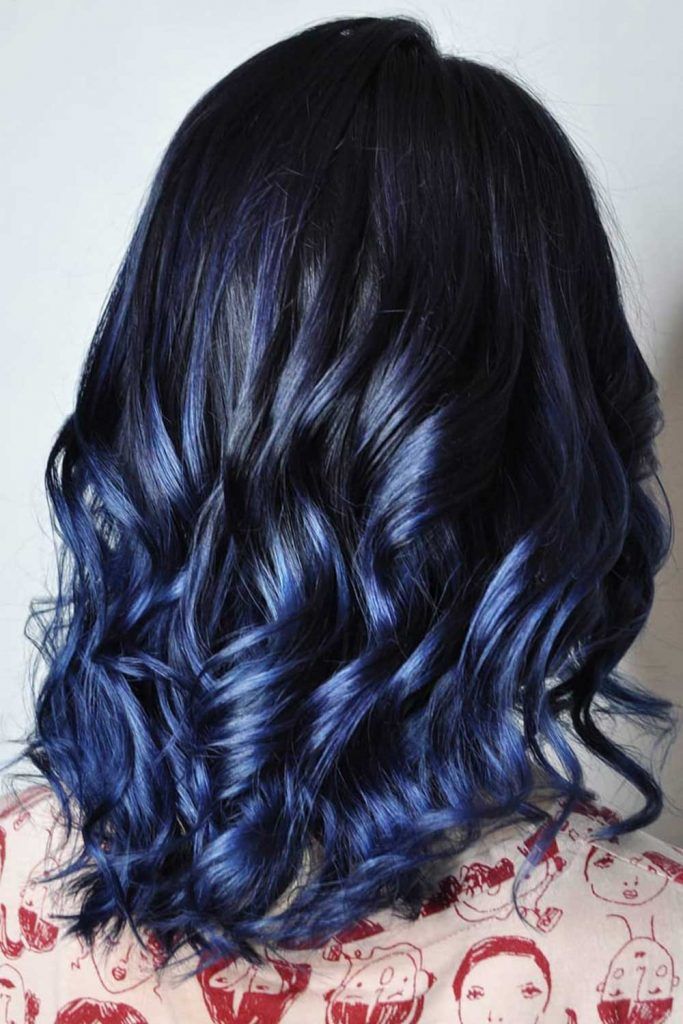 dark blue hair tips