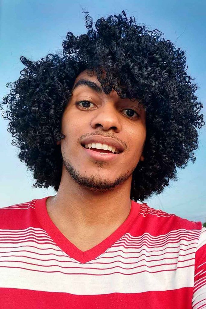 How To Get And Style Curly Hair Men Like To Sport | LoveHairStyles.com