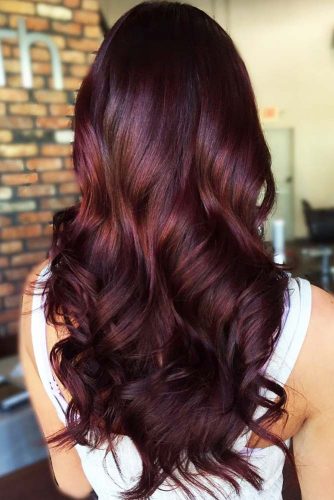 The Most Popular Shades Of Dark Red Hair For Distinctive Looks