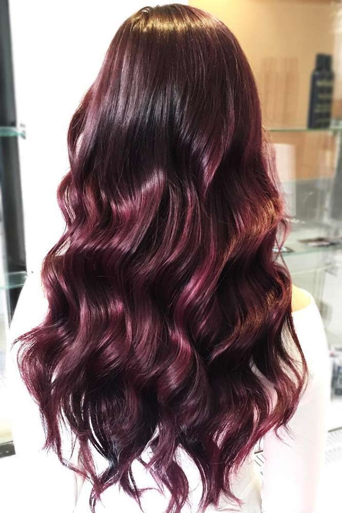 A Stylish Mahogany Hair Trend That You Should Try | LoveHairStyles.com